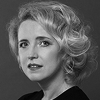 dr Monika Kożdoń-Dębecka